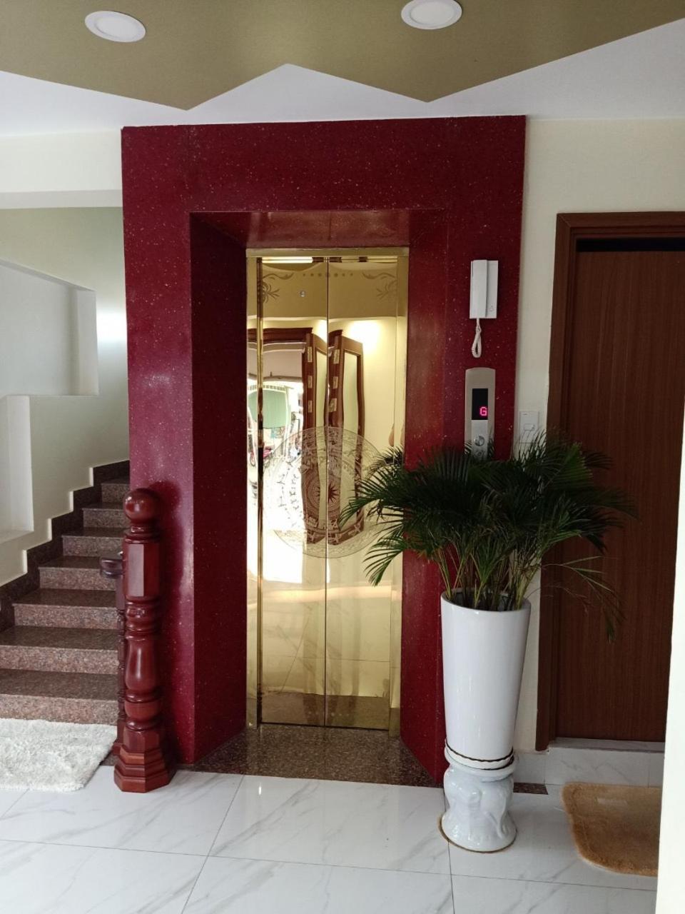 Hotel Hosetl Hoang De Chau Doc Exteriér fotografie
